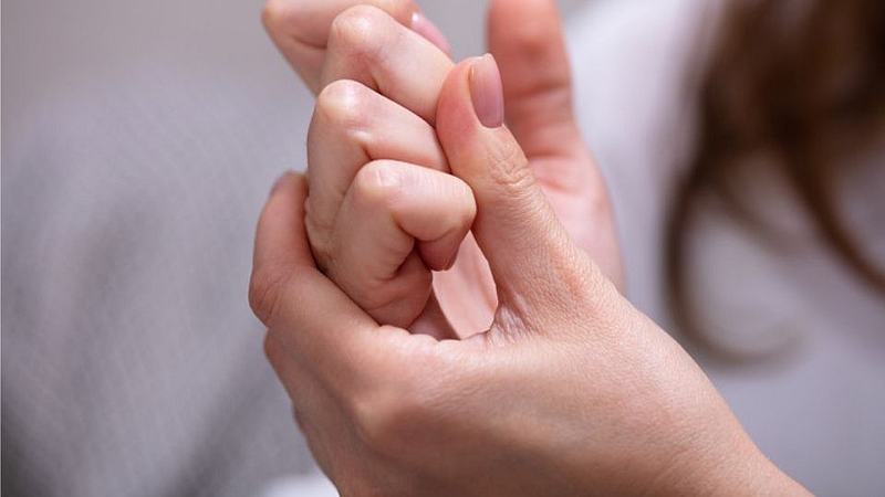 Cracking Fingers health issue
