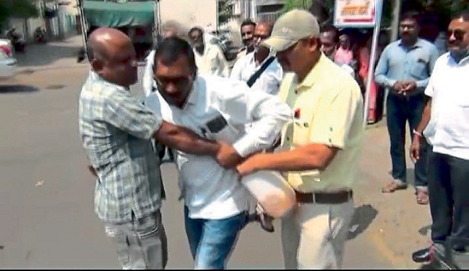 Illegal construction and parking case Kiran Kshaar attempt self immolation akola