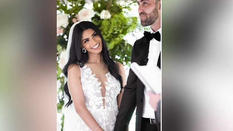 या दोघांनी 18 मार्चला ख्रिस्ती पद्धतीने लग्न (Marriage) केले होते.