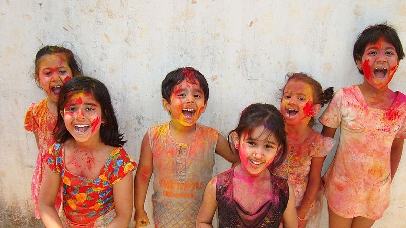 holi kids skin care tips