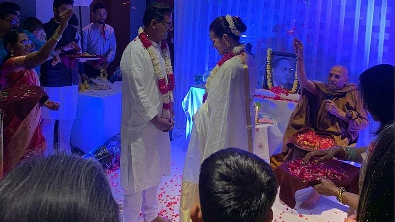 Tina Dabi and Pradeep Gawande Marriage Picture Viral