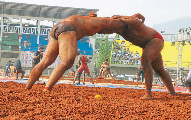 weather Maharashtra kesari Sweating due heat satara