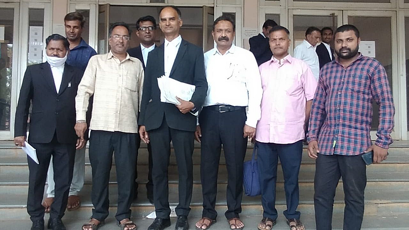 red yellow flag out order Police testify court Admits
