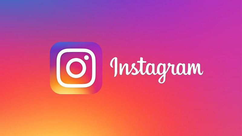 cyber crime update social media Obscene messages sent by creating a fake Instagram account akola
