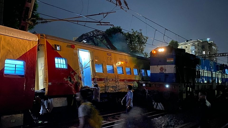 Central Railway Information driving erratically Accident of Puducherry Express and Gadak Express mumbai