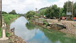 plan to carry water from the tunnel between Khadakwasla Dam and Fursungi pune