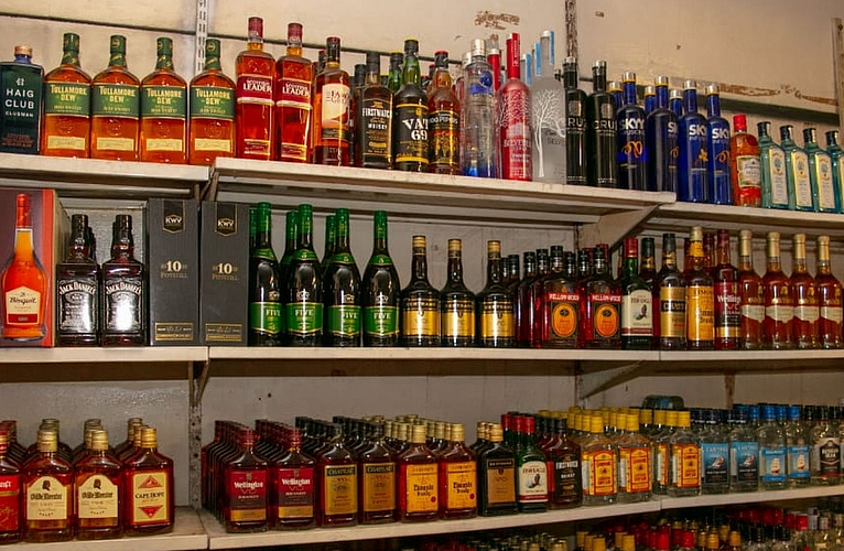 bar