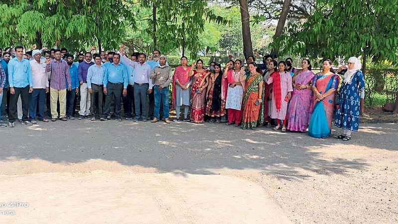 Department of Revenue Officers at work staff strike jalgaon
