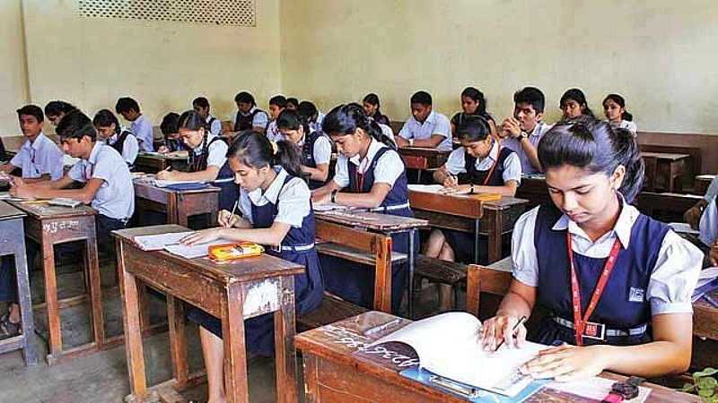 Boys and girls should not together in class Vellapalli Natesan kochi