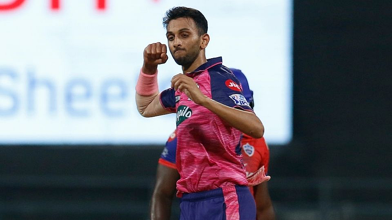 Prasidh Krishna maiden over Rajasthan Royals Defeat Delhi Capitals