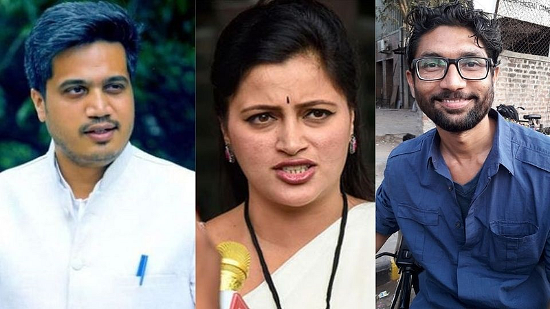 Rohit Pawar criticized Navneet Rana with Referring Jignesh Mevani over legal caste certificate