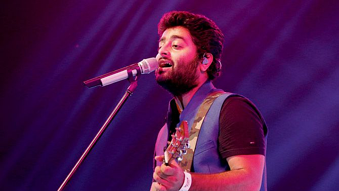 know about Arijit Singh's Love Story
