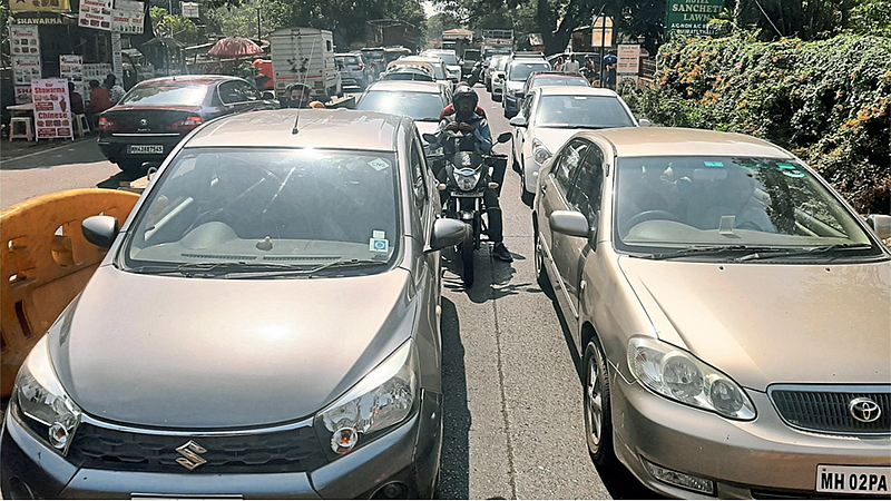 Traffic in lonavala
