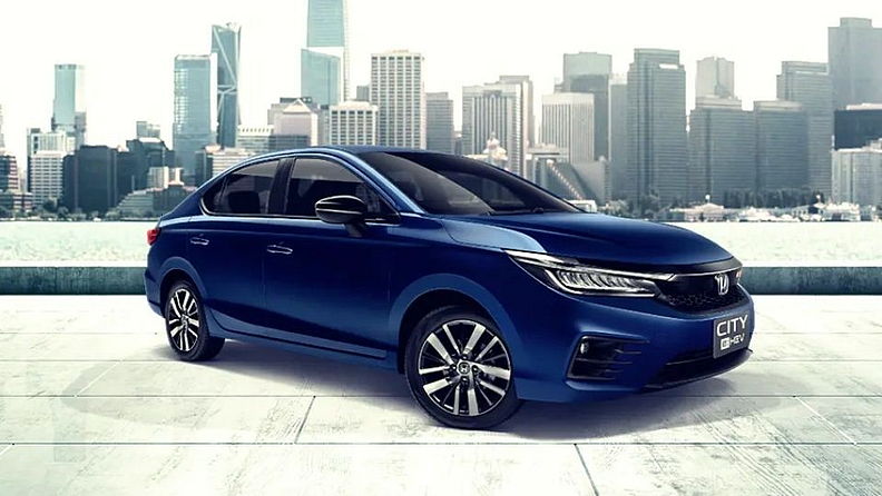 होंडा सिटी हायब्रीड
Honda City हायब्रिड व्हर्जन ही कार 14 एप्रिल रोजी सादर करण्यात येणार आहे. त्याच वेळी, ही कार मे 2022 मध्ये लॉन्च होईल. यात दोन इलेक्ट्रिक मोटर्ससह जोडलेले 1.5L नॅचरली एम्पिरेटेड ऍटकिन्सन सायकल पेट्रोल इंजिन येईल. सिटी हायब्रीडने सुमारे 25-26kmpl मायलेज देणे अपेक्षित आहे, त्यामुळे ती देशातील सर्वात किफायतशीर पेट्रोल कार असेल. हे Honda Sensing ADAS तंत्रज्ञानासह इतर अनेक वैशिष्ट्यांसह ऑफर केले जाईल