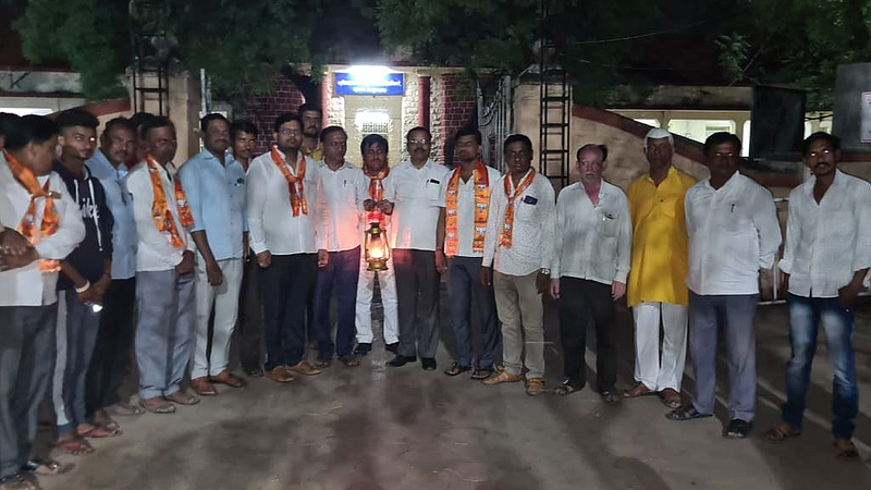 BJP agitation load shedding power supply Mohol solapur