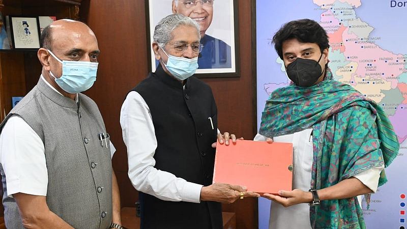 Aurangabad Airport should be Chhatrapati Sambhaji Maharaj Airport Jyotiraditya Scindia Subhash Desai delhi