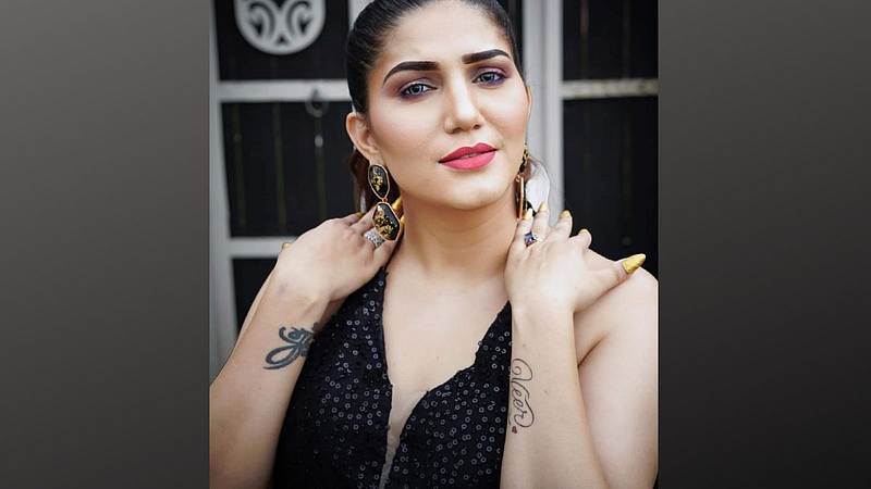 Big boss fem Sapna Chaudhari romantic video viral on social media