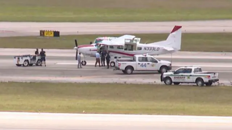 Florida Passenger Land plane