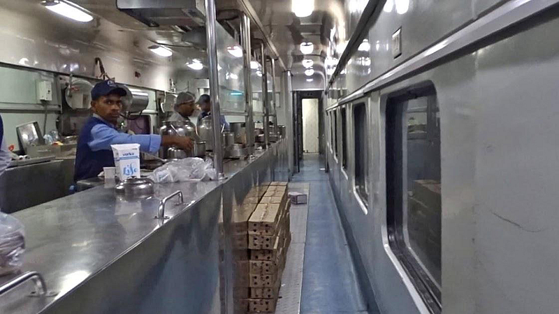 Railway Pantrycar
