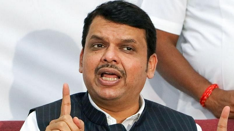devendra fadnavis targeted uddhav thackeray government over akbaruddin owaisi visit to Aurangzeb tomb