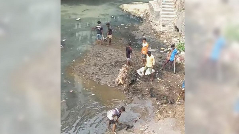 Punitive action of municipality Cleaning and sludge of drains contractor fined rs 25000 mumbai
