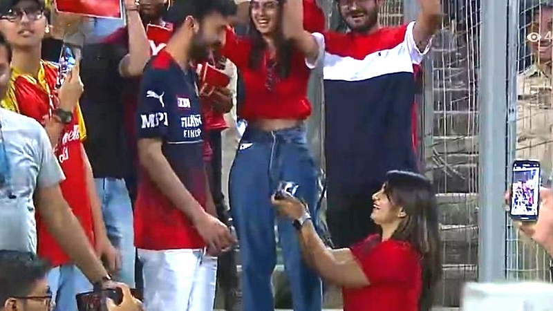 RCB Female Fan proposing an RCB fan Boyfriend During CSK vs RCB Match