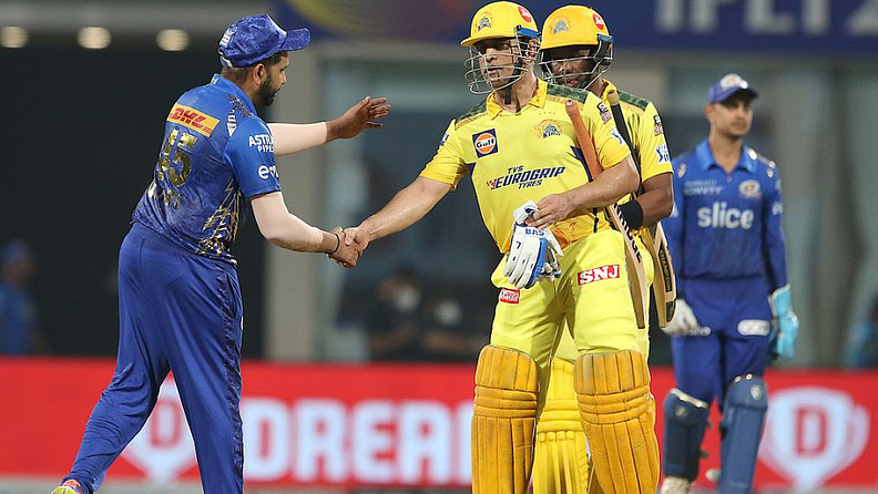 कर्णधार म्हणून T20 क्रिकेटमध्ये सर्वाधिक धावा करणाऱ्यांच्या यादीत रोहित शर्मा तिसऱ्या क्रमांकावर आहे.