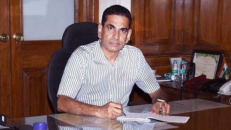 mumbai municipal commissioner Iqbal Singh chahal