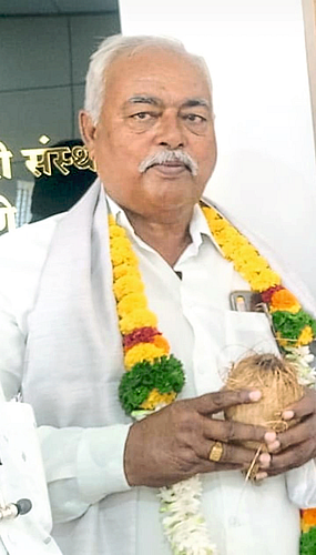 घाडगेवाडी सोसायटीच्या
अध्यक्षपदी चंद्रकांत तुपे