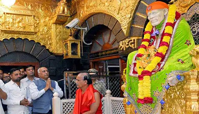 'अजान वाजणार नाही, पण साईंची काकड आरती थांबवू नका'
