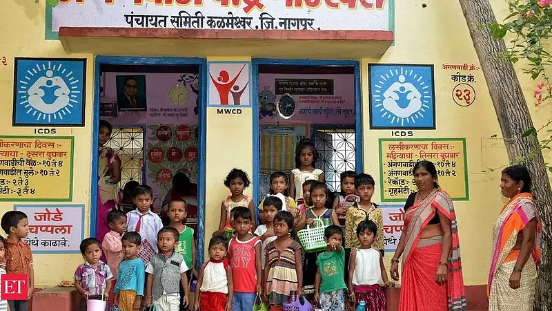 Nagpur Four hundred Anganwadi without toilets