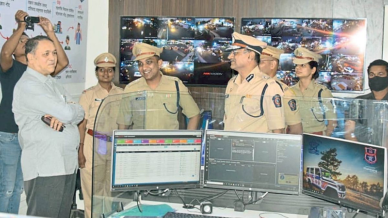 Dilip valse patil with SP Ajaykumar Bansal