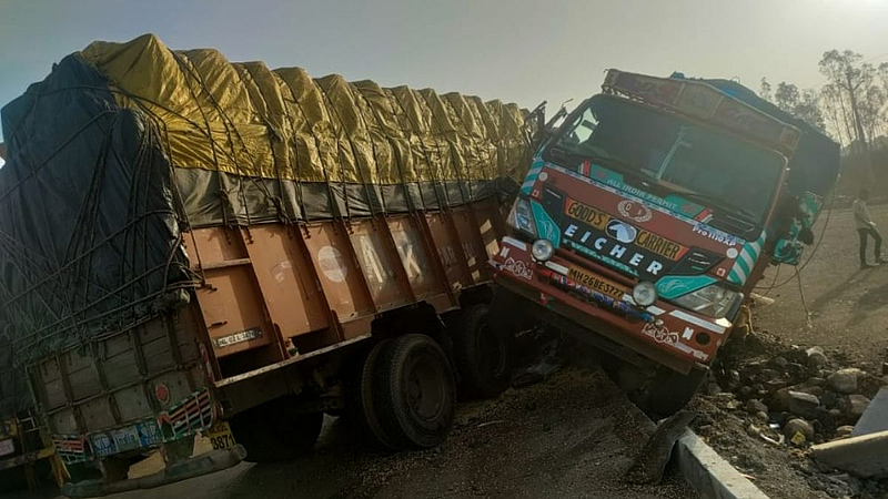 Hingoli Accident News