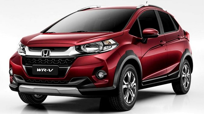 3. होंडा डब्ल्यू आर- व्ही (Honda WR-V)- कंपनी Honda WR-V वर 26,000 रुपयांपर्यंतचे फायदे देत आहे. यामध्ये 10,000 रुपयांची एक्सचेंज सूट आणि 4,000 रुपयांची कॉर्पोरेट सूट समाविष्ट आहे. Honda ग्राहकांना 5,000 रुपयांचा लॉयल्टी बोनस आणि 7,000 रुपयांचा Honda कार एक्सचेंज बोनस देखील मिळू शकतो.