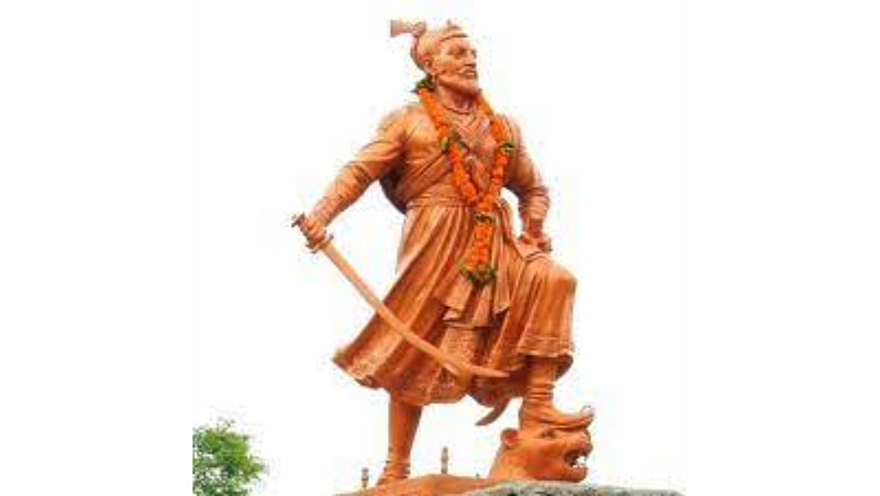 संभाजी राजेंनी तीन भागांतील बुधभूषण या ग्रंथात काव्यालंकार, शास्त्रे, संगीत, पुराणे, धनुर्विविद्या यांचा अभ्यास केल्याचा उल्लेख आहे. तसेच त्यांनी इतरही अनेक विषयांवर या ग्रथांत लिखाण केले आहे.