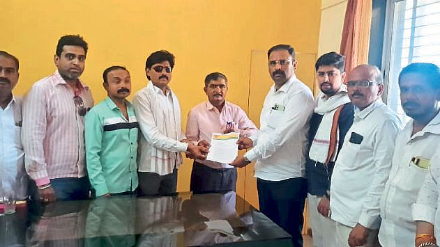 Jalgaon Kajgaon bad road construction work