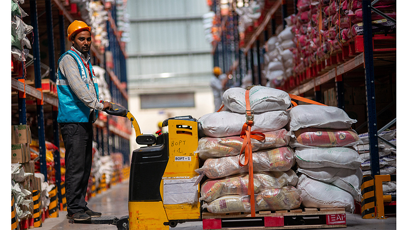 Logistic