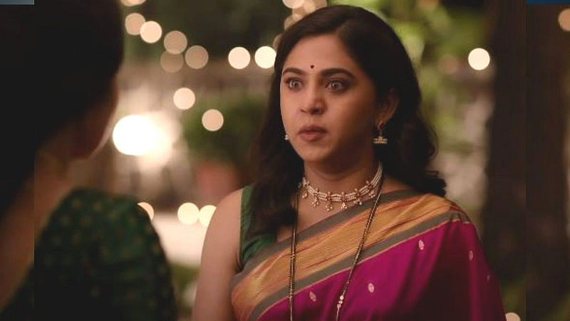 mrunmayee deshpane answered to trollers