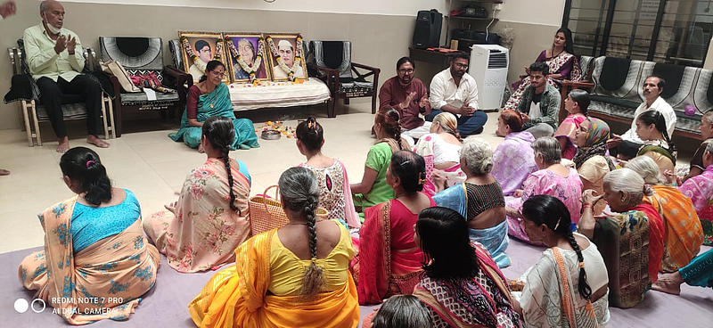 स्व. मातोश्री पदमावती (अम्मा) कृष्णा शेट्टी यांच्या आठवे पुण्यस्मरण दिन