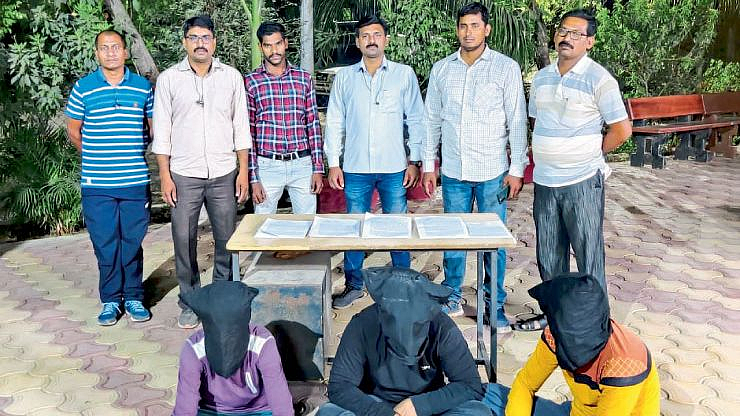 akola crime update 13 burglary cases statement of robbers we having fun