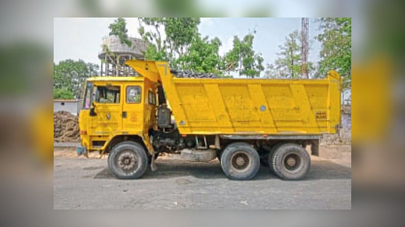 Nagpur Ten tonnes illegal coal transport caught 16 lakh confiscated