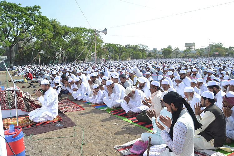 muslim brotherhood Namaz at Malegaon