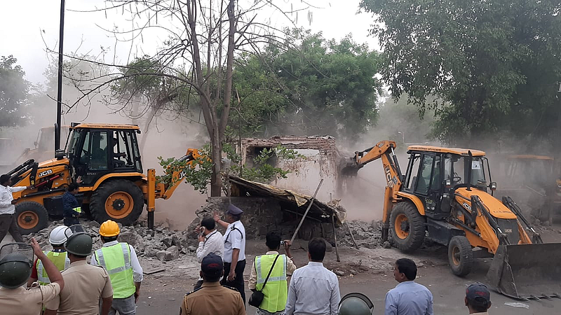 Aurangabad labor colony demolition