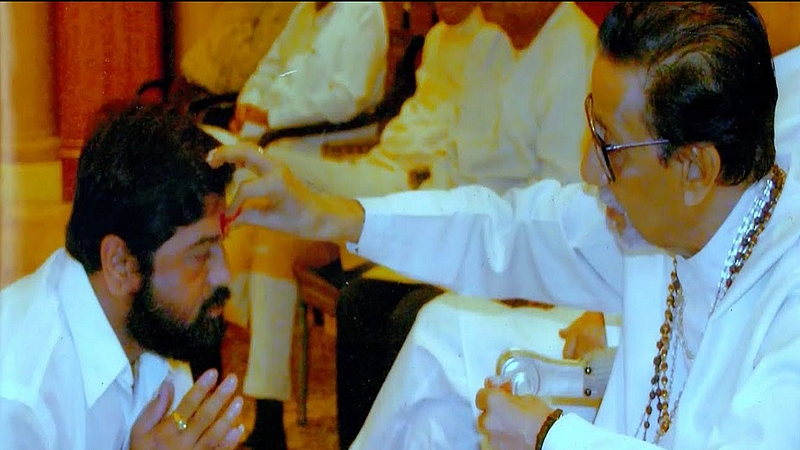 eknath shinde with balasaheb thackeray