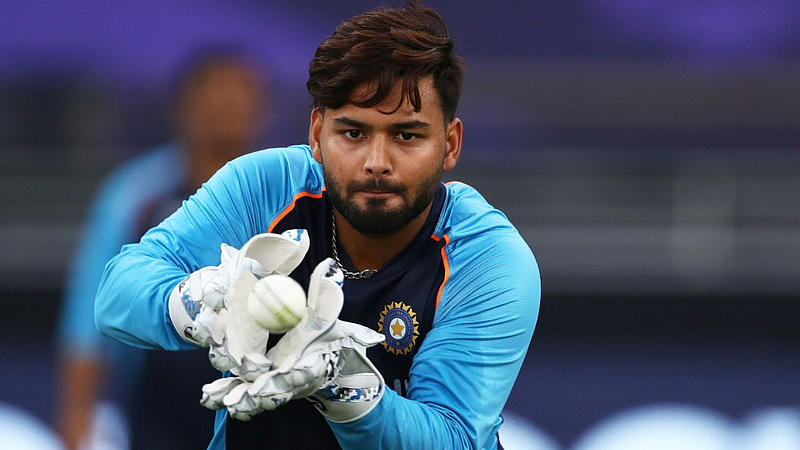 rishabh pant captain