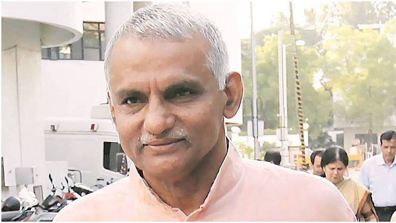 dr prakash amte