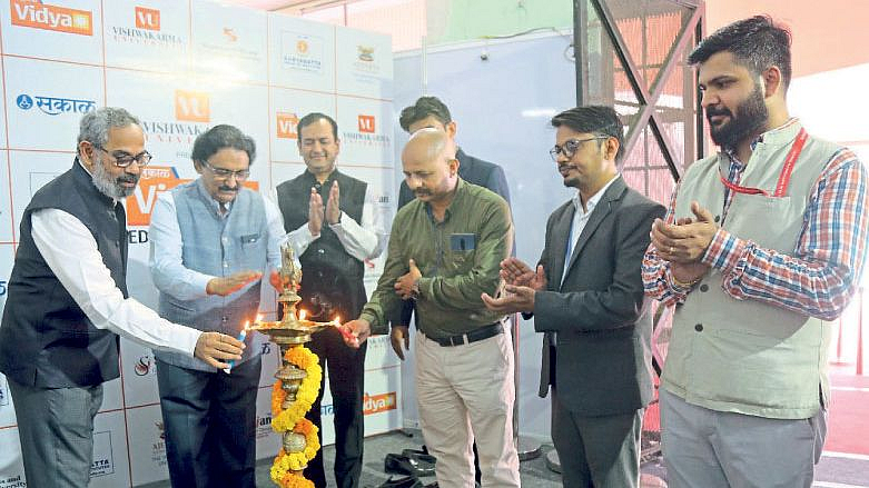 Sakal Vidya Expo 2022 opportunities after 10th 12th Experts in field of education