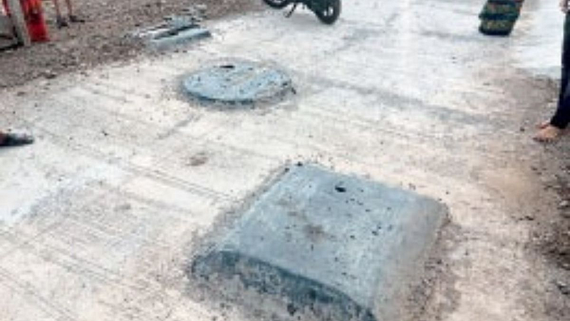 chamber in middle of road