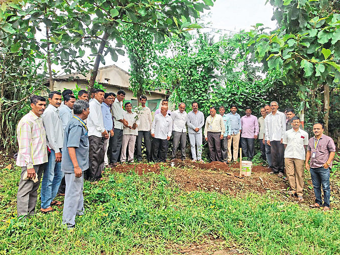 भावेश्वरी विद्यालय, न्यु इंग्लिशमध्ये कार्यक्रम