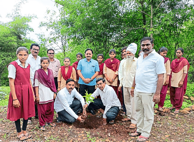 Ramesh came, Bhushan came while starting the planting resolution.